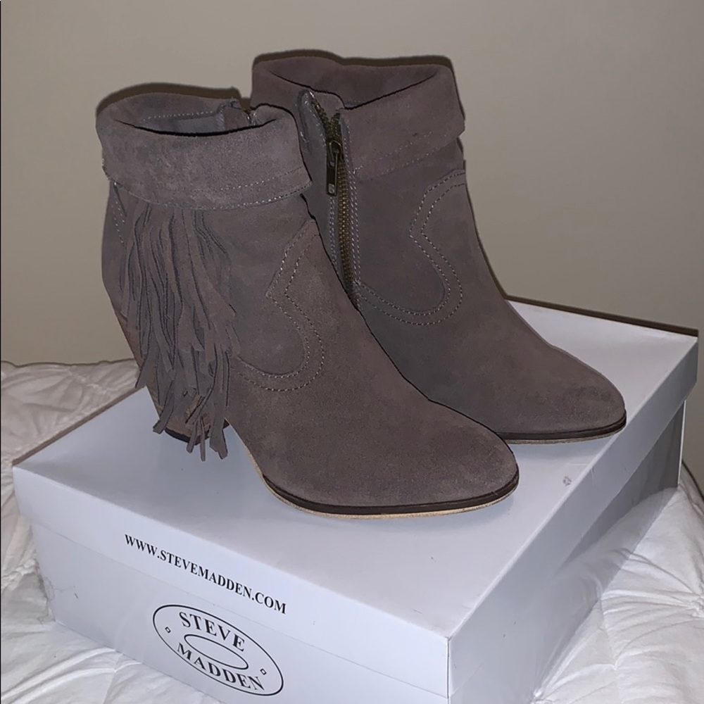 Steve Madden 7.0 booties